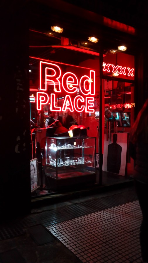 "red place" de Isadora Valcarcel