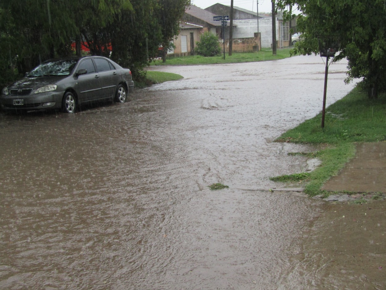 "Calle inundada" de Miguel Angel Palermo