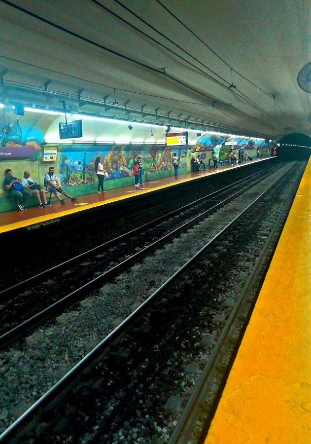 "El subte" de Americo Rosa Pombinho