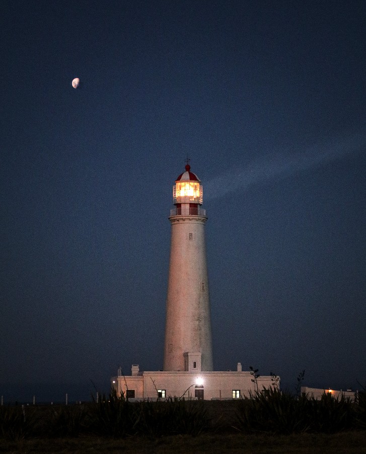 "Farol nocturno" de Juan Carlos Barilari