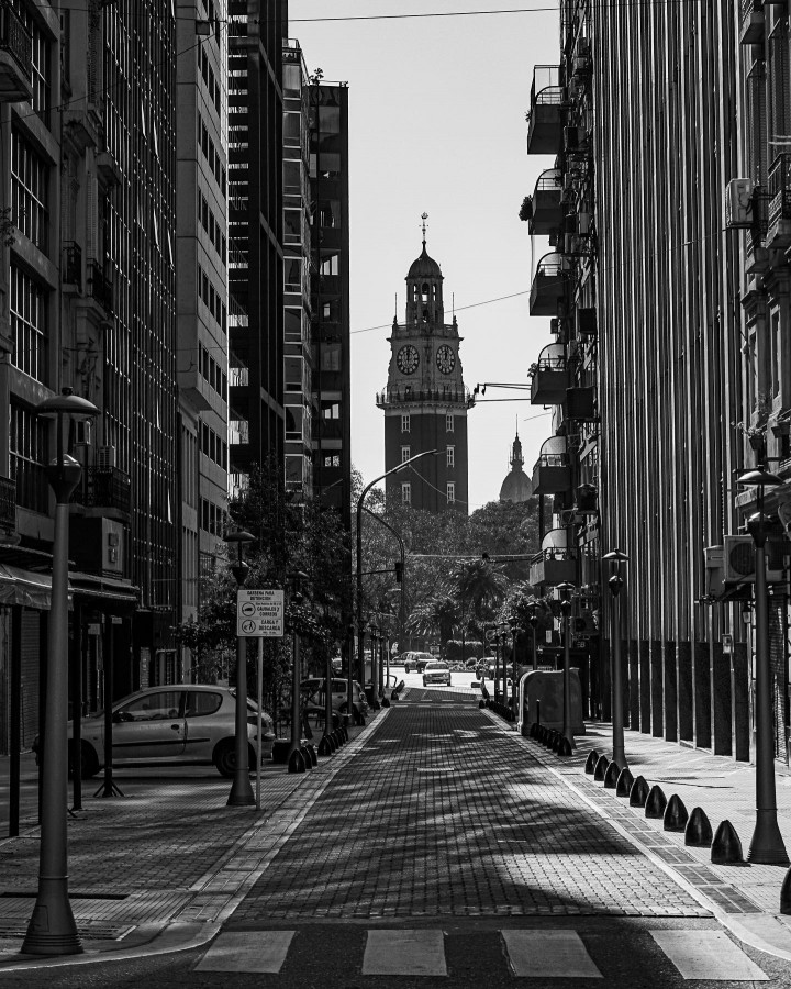 "Domingo en Buenos Aires" de Marcelo Hermida Cores