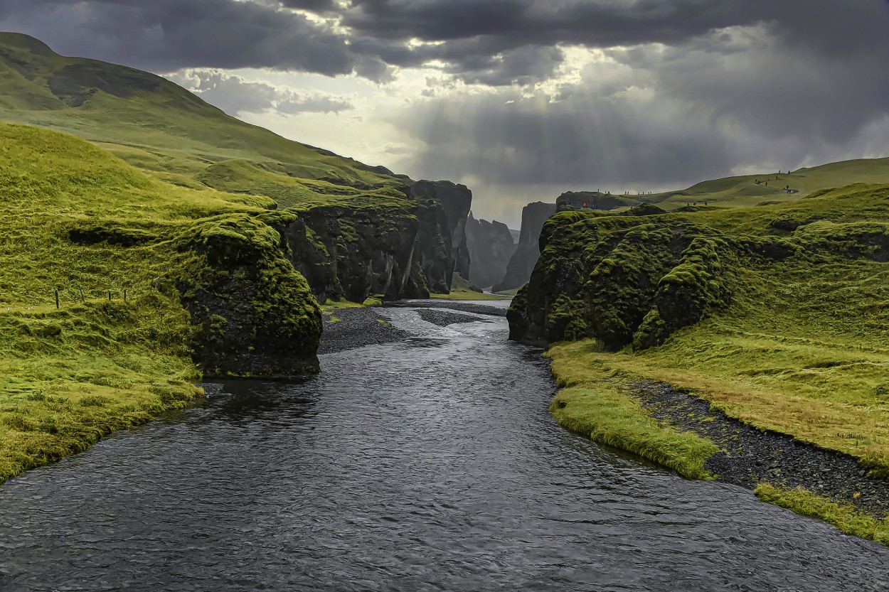 "`La union de dos placas geolgicas, Islandia`" de Carlos Cavalieri
