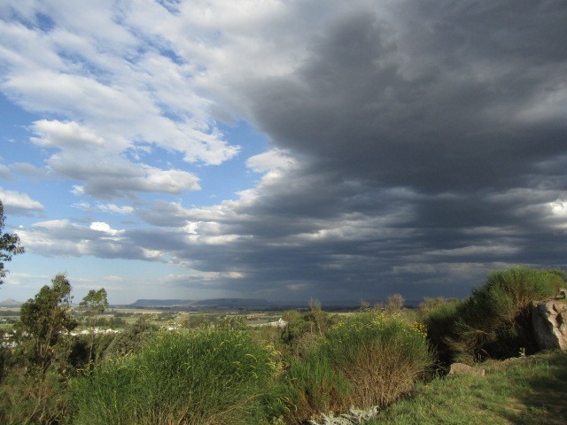 "Frente de tormenta" de Miguel Angel Palermo