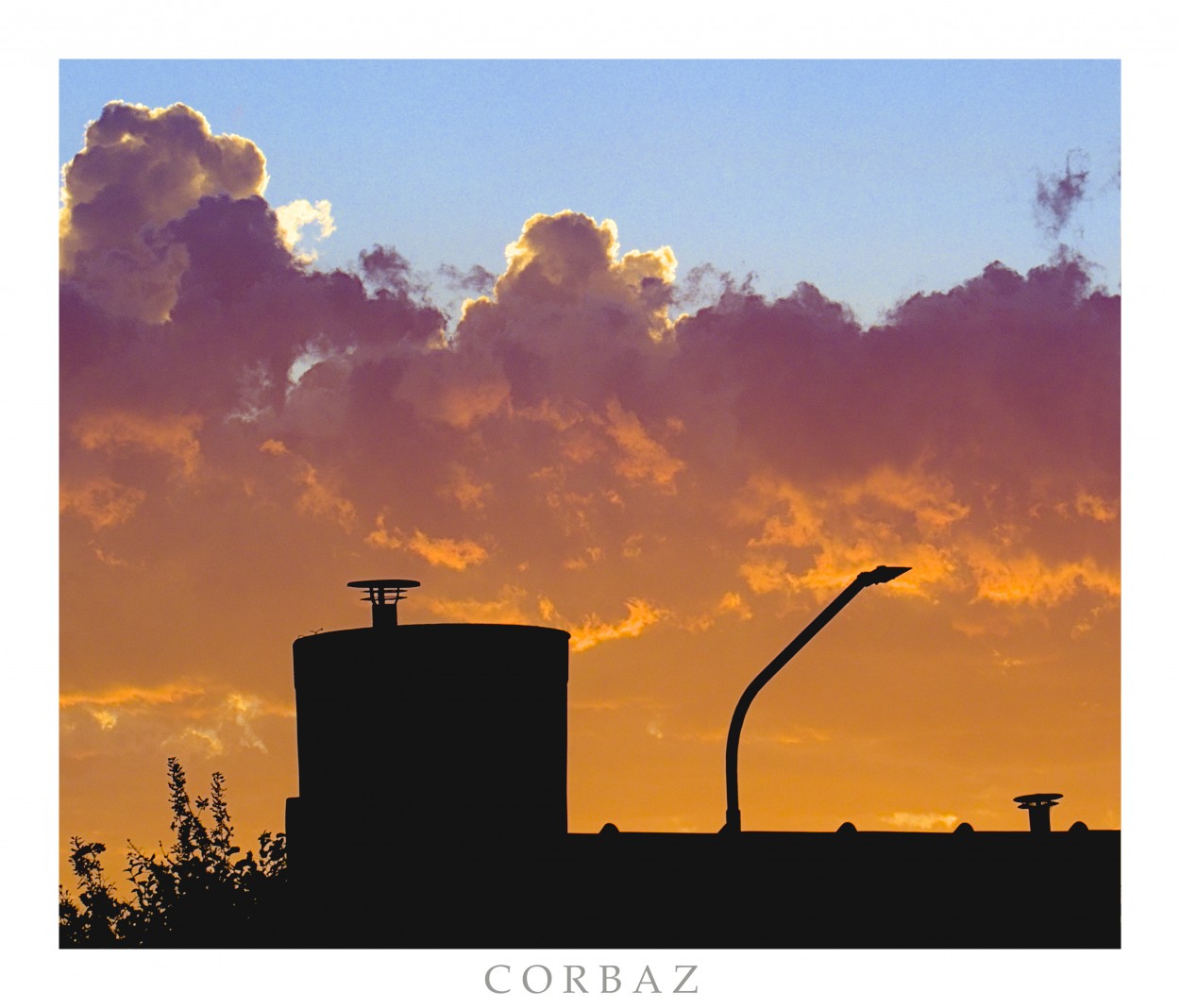 "Colores de la tarde-noche" de Alberto Corbaz