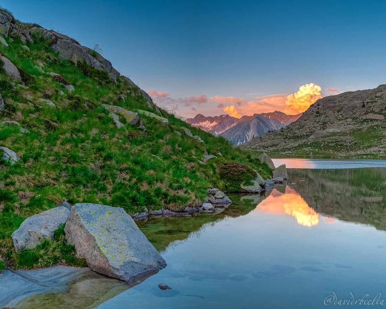 "Estany Gran d`Anglis" de David Roldn