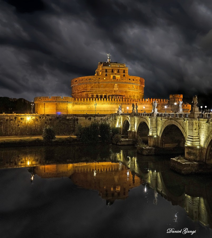 "Roma...la nica..." de Alberto Daniel Gangi