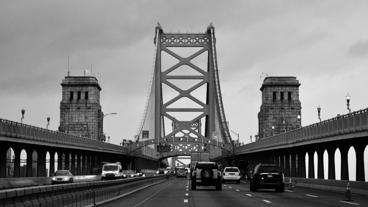 "El puente ..." de Alejandra Jevos