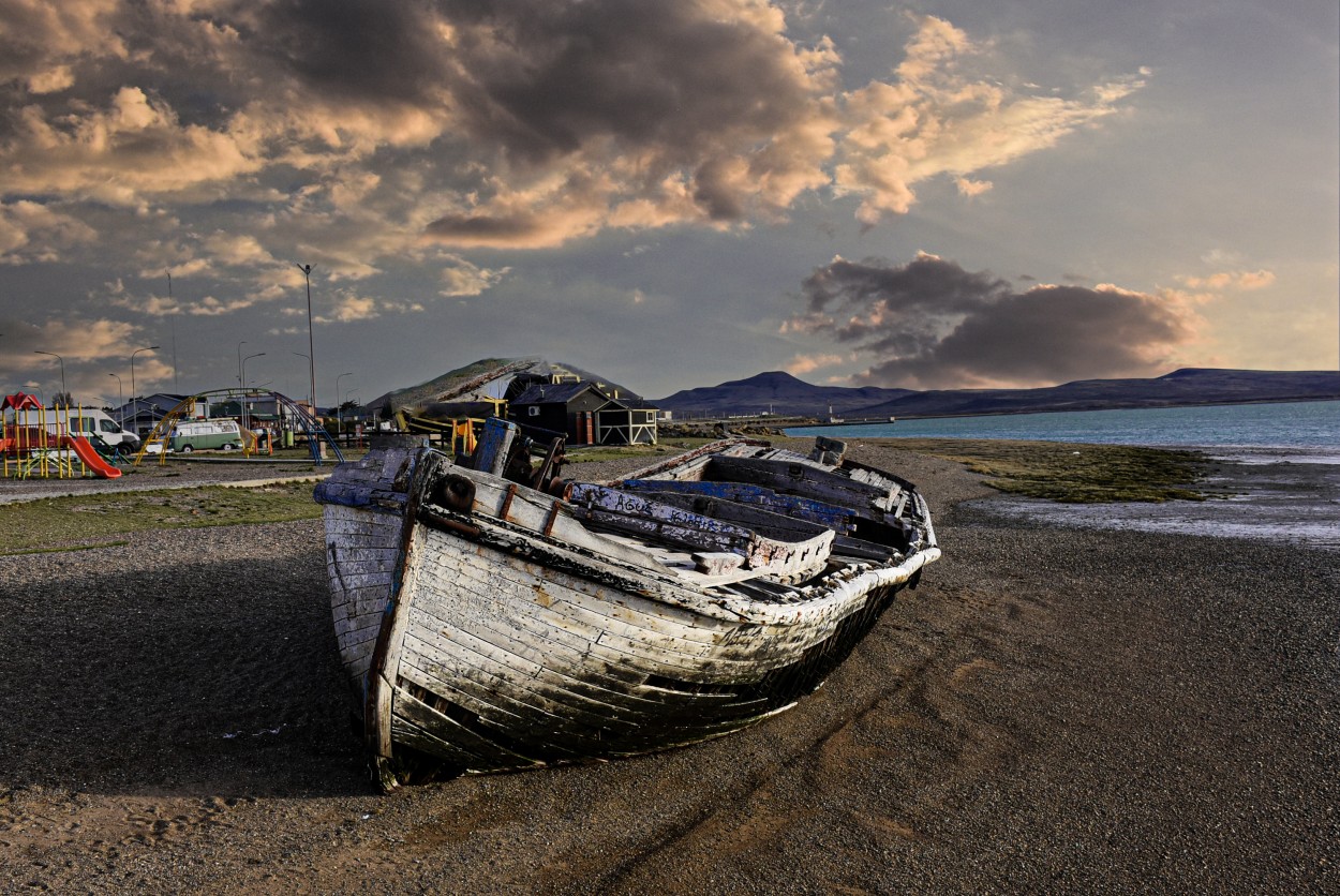 "La barca" de Daniel Oliveros