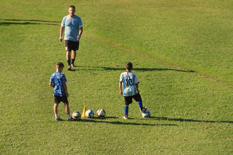 "Incio de uma futura carreira...leia" de Decio Badari