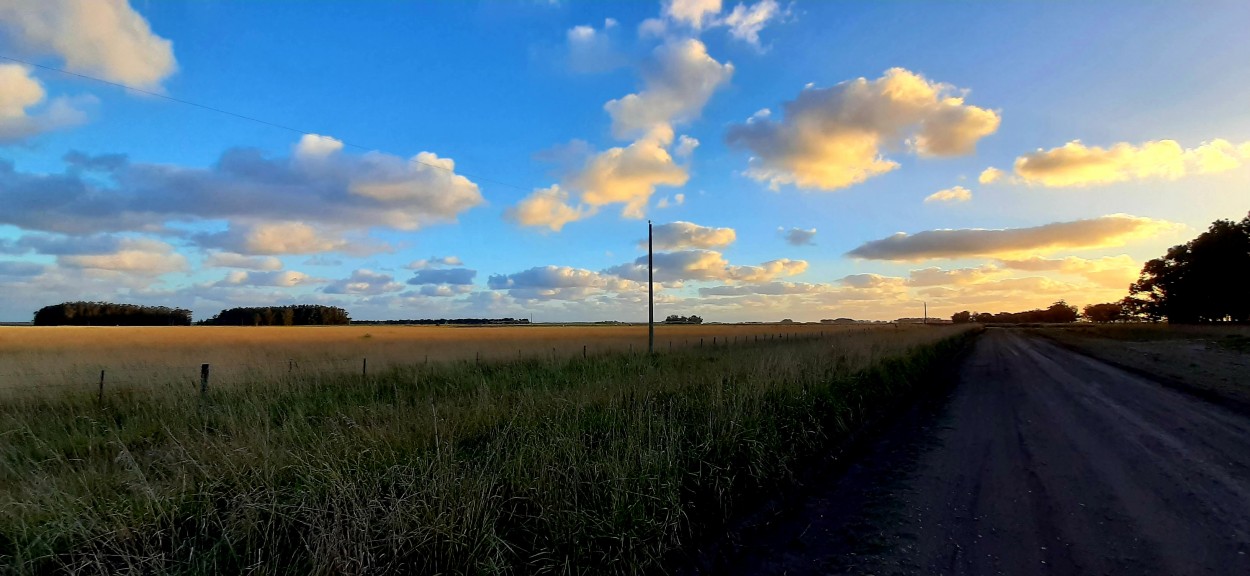 "Nubes" de Juan Carlos Viegas