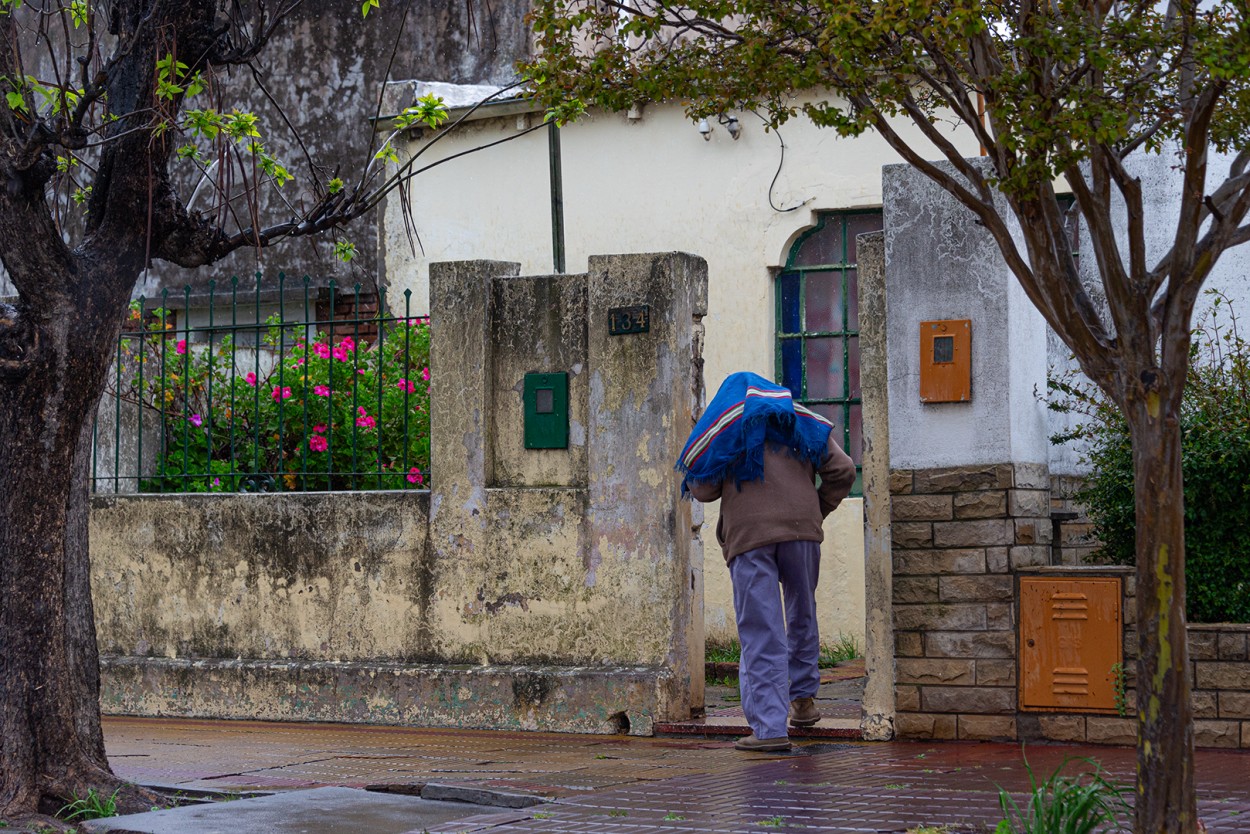 "Llueve" de Fernando Valdez Vazquez