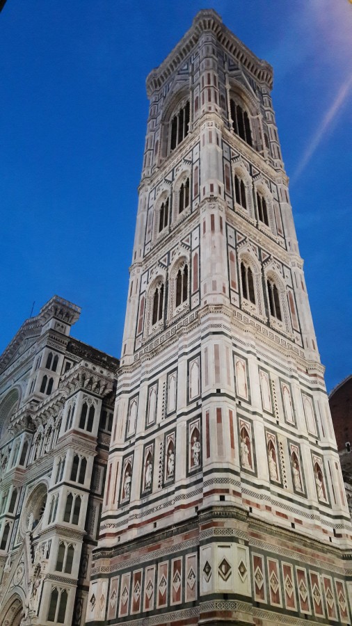 "Campanario del Duomo." de Maria Ines Ferrando