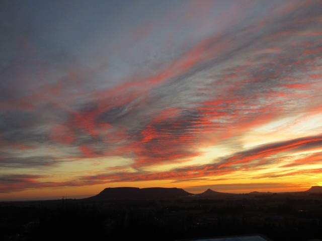 "Ocaso" de Miguel Angel Palermo