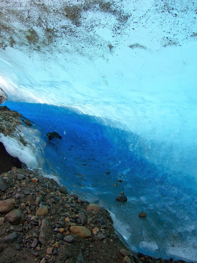 "el glaciar" de Amparo Josefina Maggi