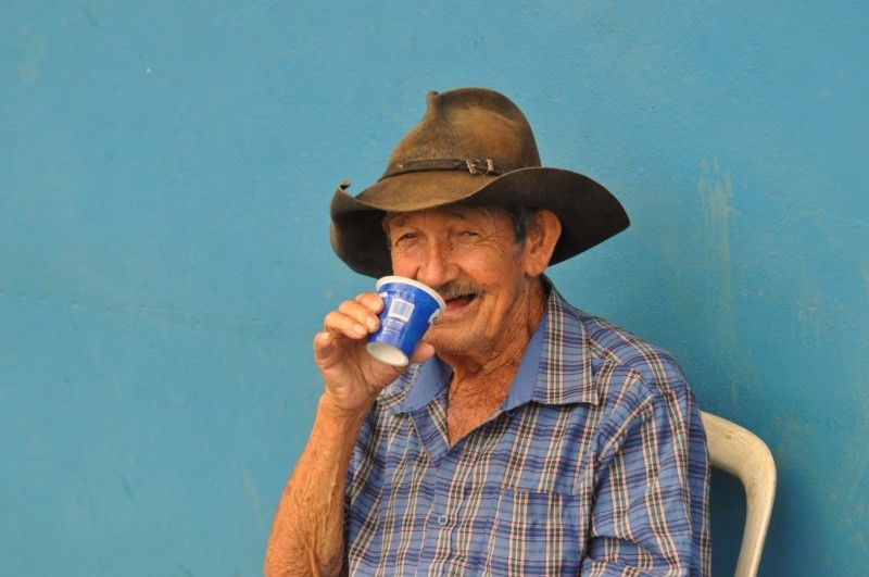 "O olhar, o momento, o bate papo, gosto de...ler" de Decio Badari