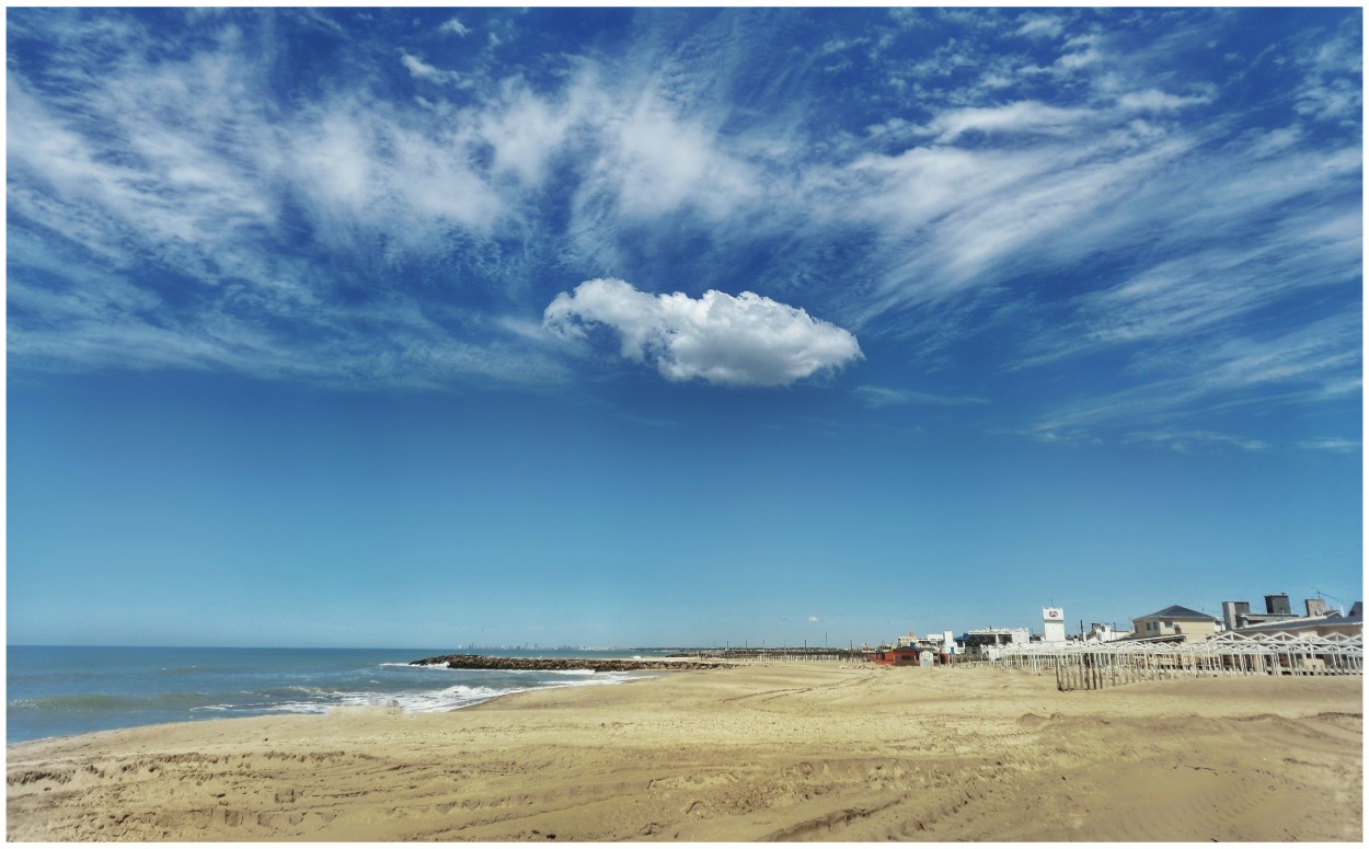 "La nube" de Roberto Guillermo Hagemann