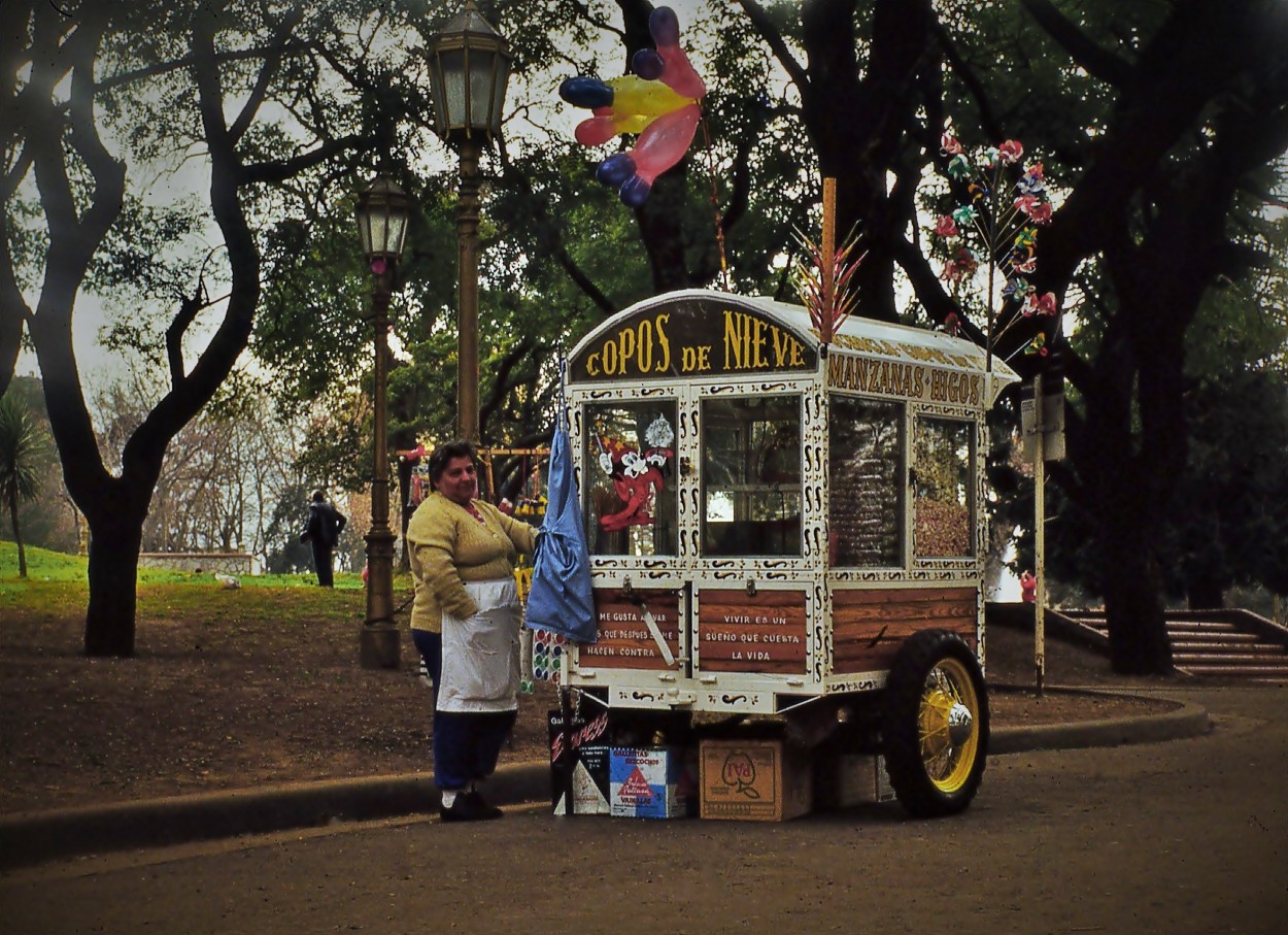 "Carrito pochoclero" de Americo Rosa Pombinho