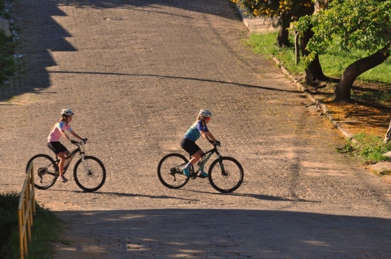 "A vida  como bicicleta, no tem r......ler" de Decio Badari