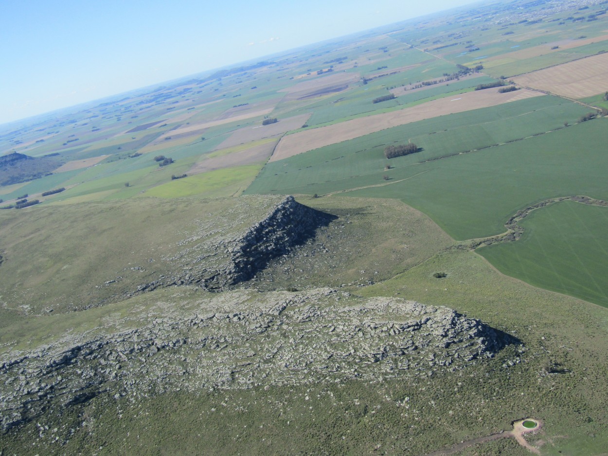 "Mas sierra" de Miguel Angel Palermo