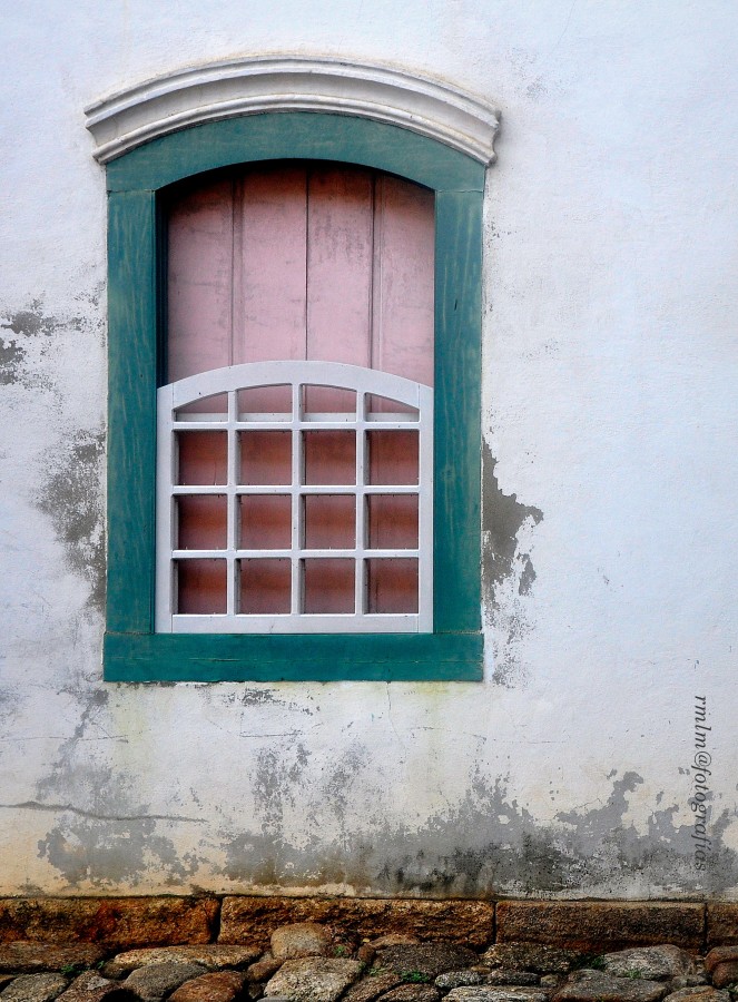 "Una ventana" de Ricardo Mximo Lopez Moral