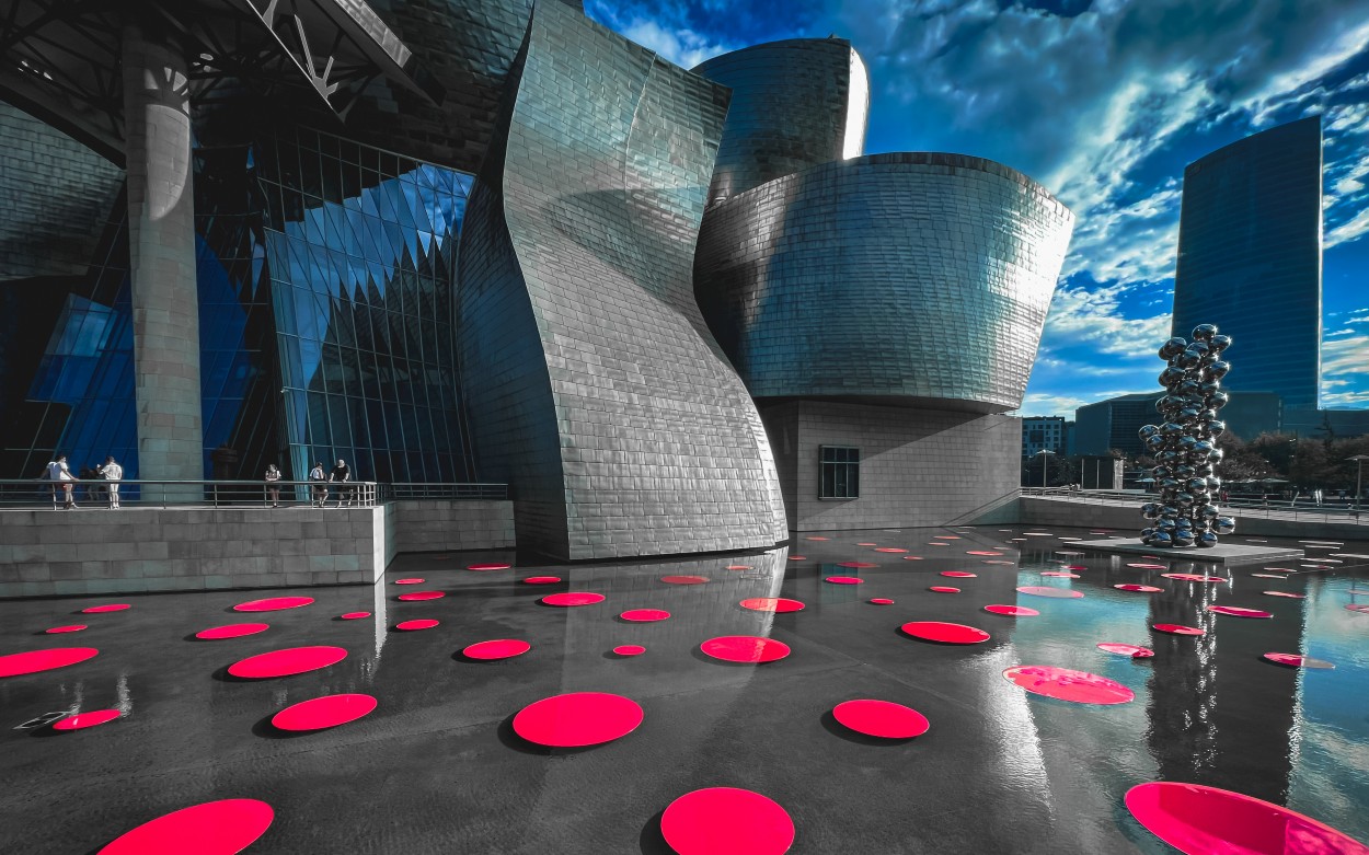 "Museo Guggenheim Bilbao" de Luis Alberto Bellini
