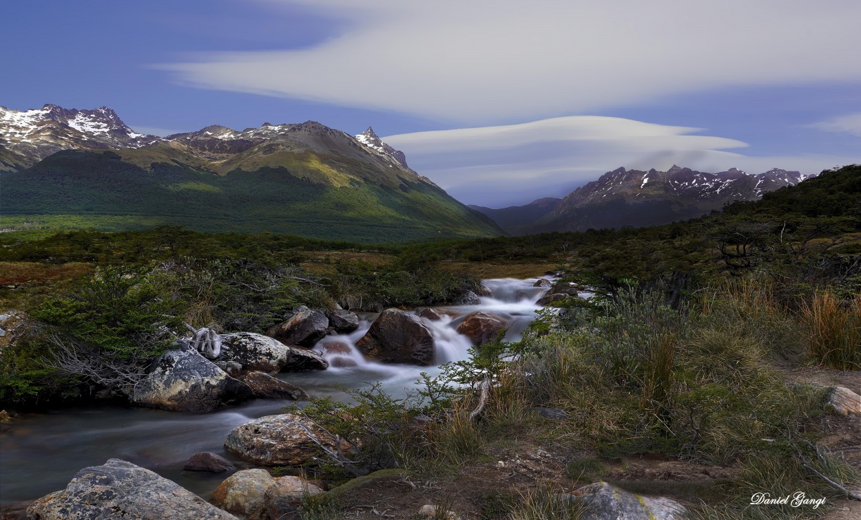 "Camino a la laguna Esmeralda/Tierra del Fuego" de Alberto Daniel Gangi