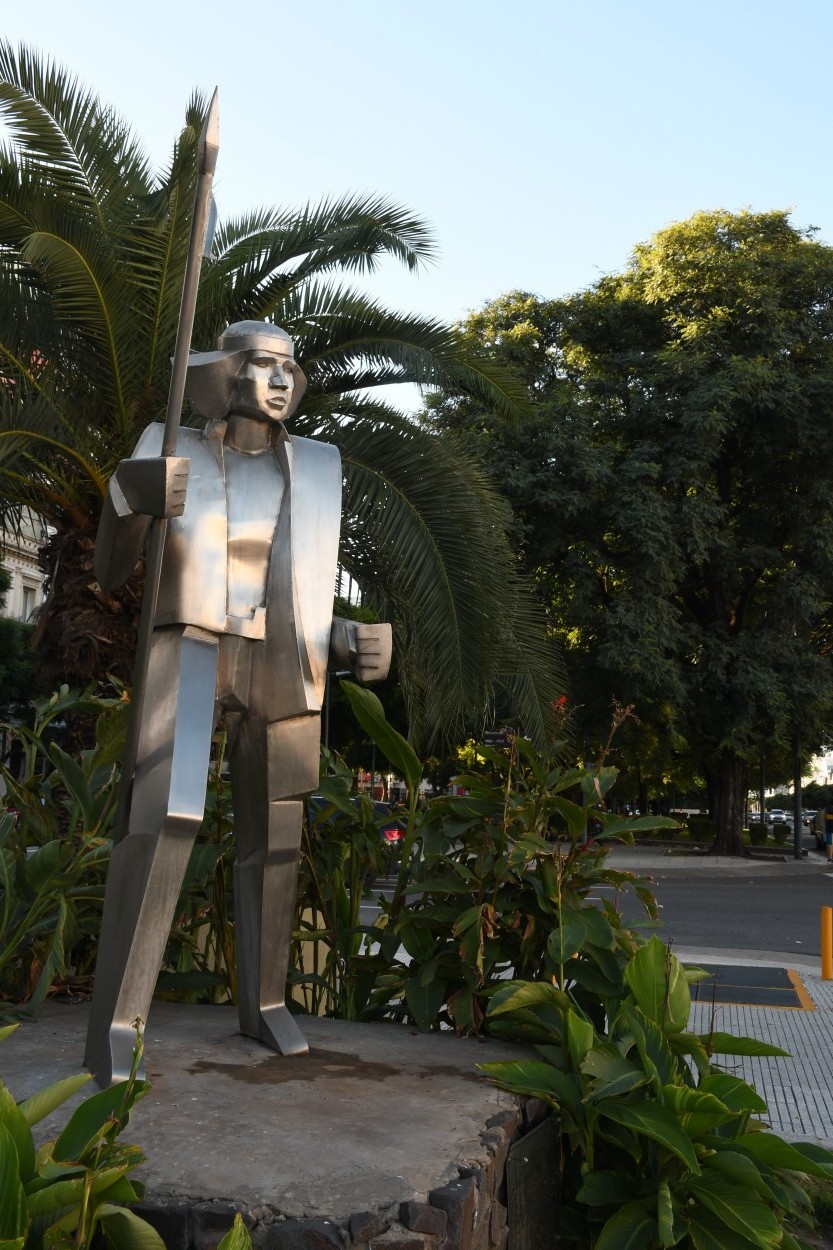 "Estatua de Andresito" de Jose Charles Mengeon