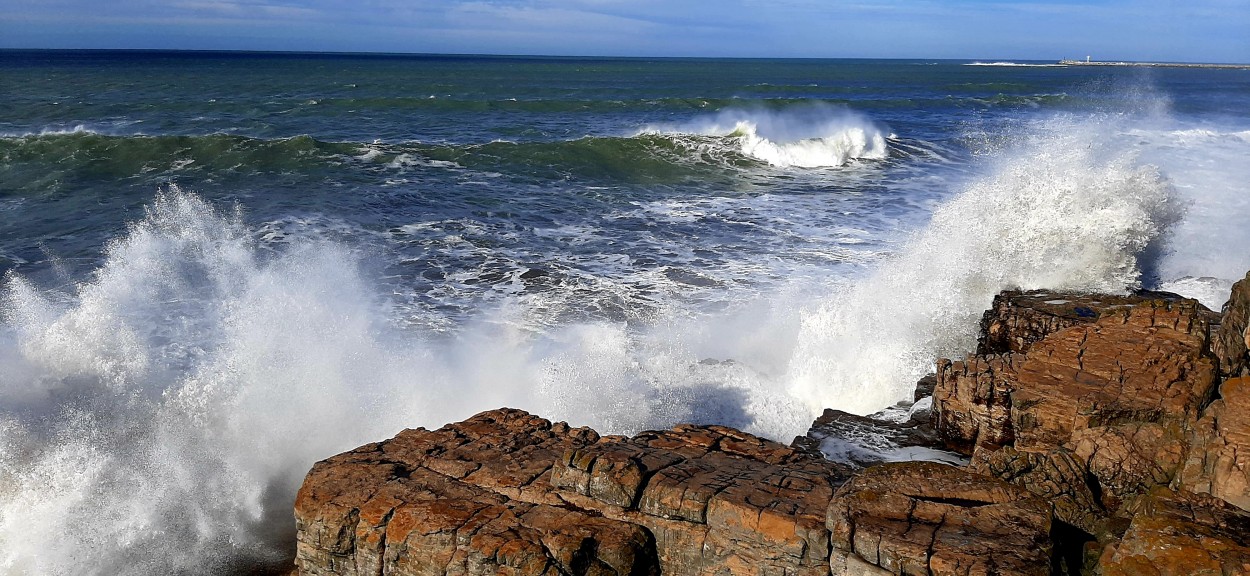 "Las olas y el viento, el fro del mar..." de Juan Carlos Viegas