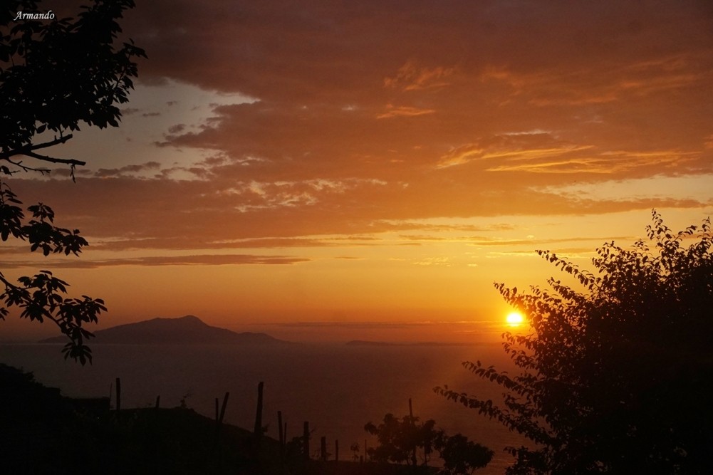 "Atardecer en Sorrento" de Armando Kazimierski