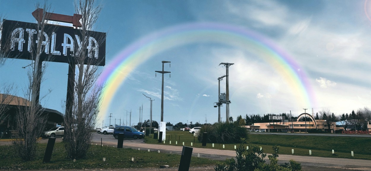 "Puente entre dos grandes" de Oscar Cuervo