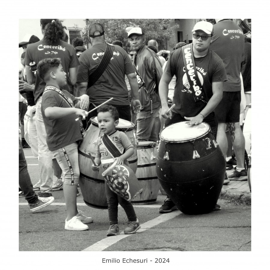 "Candombe en familia" de Emilio Echesuri