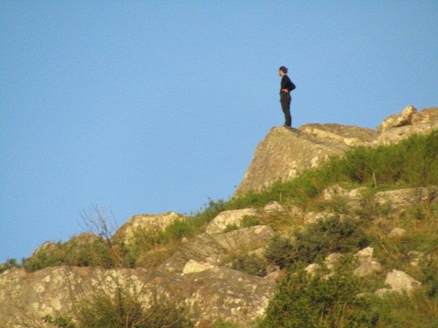 "Hombre mirando al este" de Miguel Angel Palermo