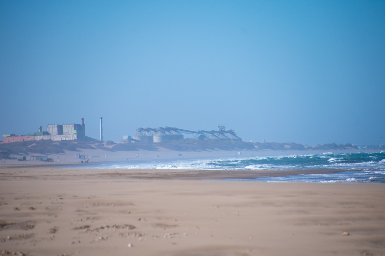 "Sitio 0 desde la Playa y Terminal Termoelctrica" de Rosana Malvicino