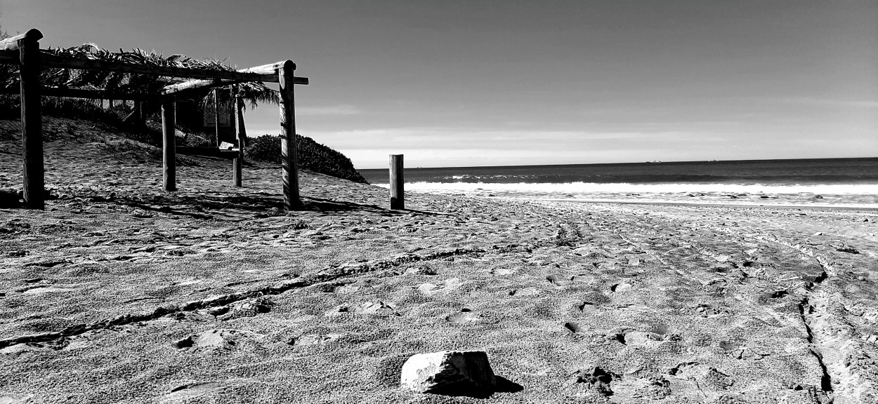 "La playa" de Juan Carlos Viegas