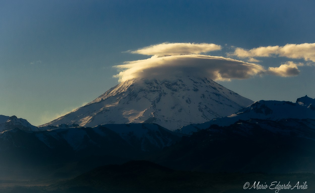 "VOLCAN LANIN" de Mario Edgardo Avila