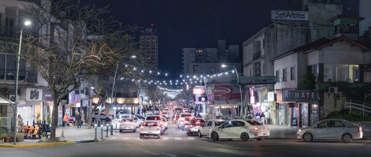 "Domingo a la noche" de Carlos Greco