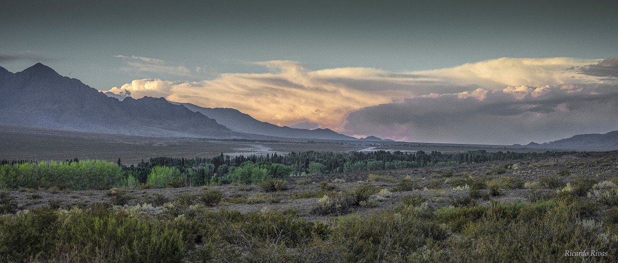 "Valle de Uspallata, Mendoza" de Ricardo Rivas