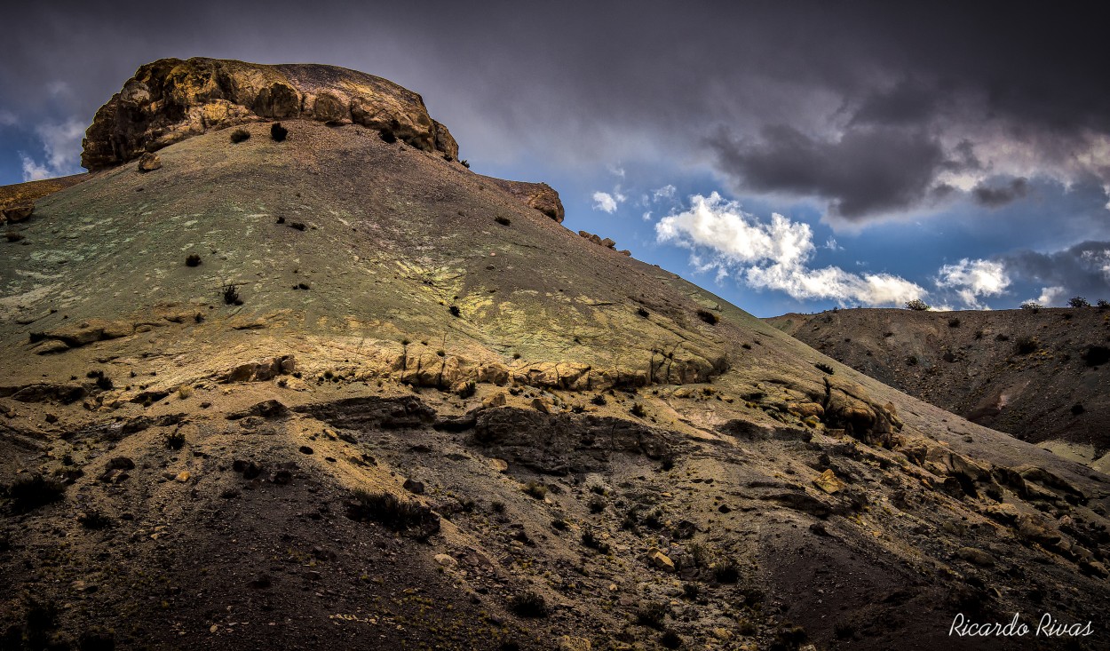 "Cerro de Uspallata, Mendoza" de Ricardo Rivas