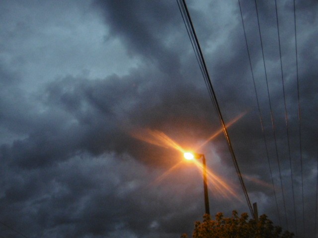 "Nubes de lluvia" de Miguel Angel Palermo