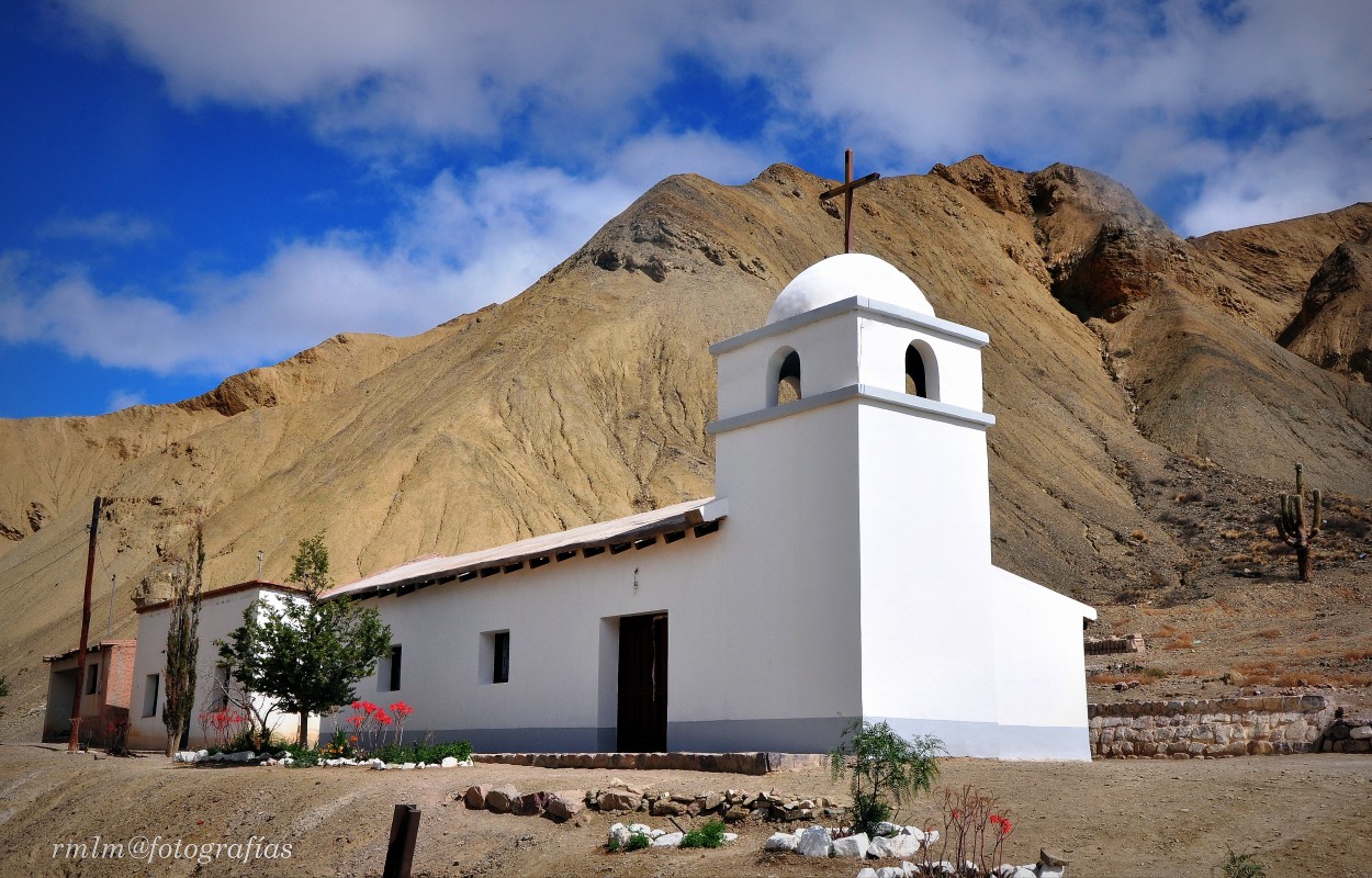 "Iglesia de la Cinaga - Purmamarca" de Ricardo Mximo Lopez Moral