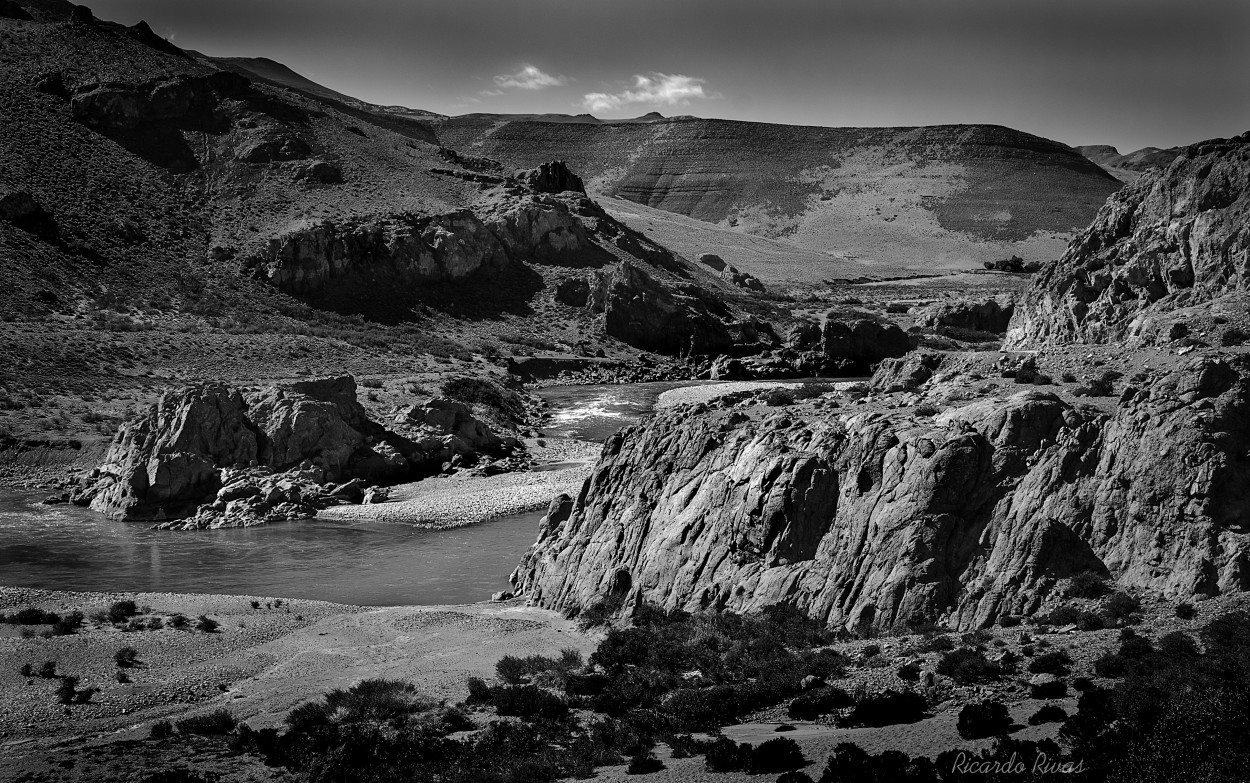 "Rio Grande, Malargue, Mendoza" de Ricardo Rivas