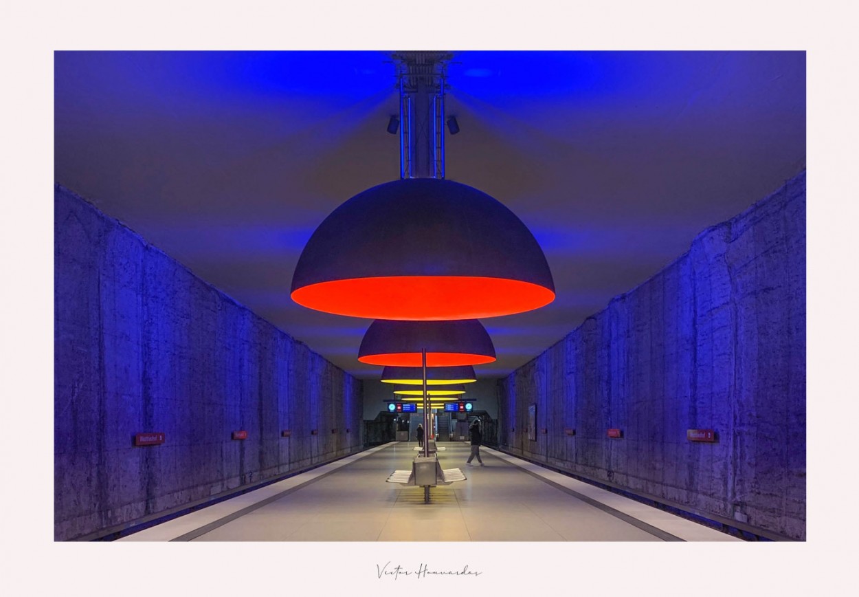 "Metro station Munich" de Victor Houvardas