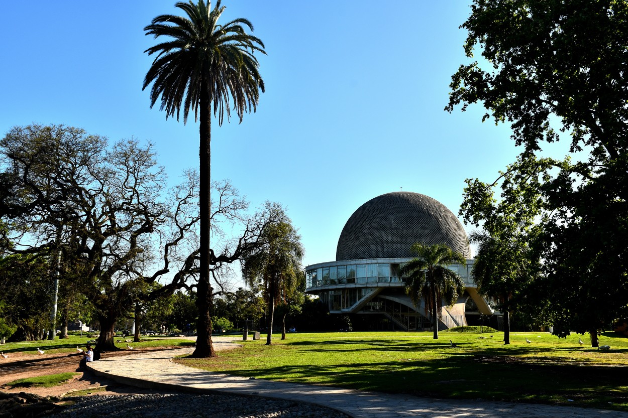 "El planetario" de Jose Charles Mengeon