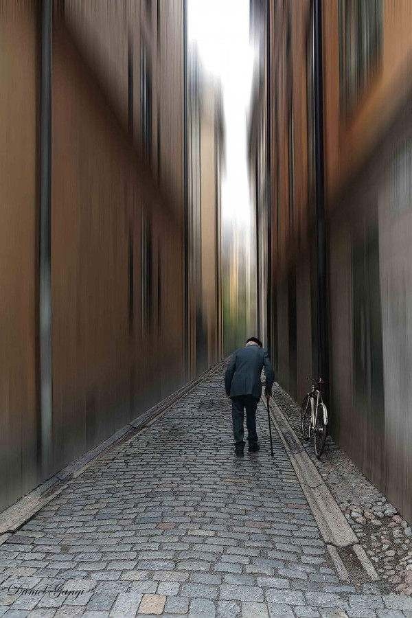 "El largo camino..." de Alberto Daniel Gangi