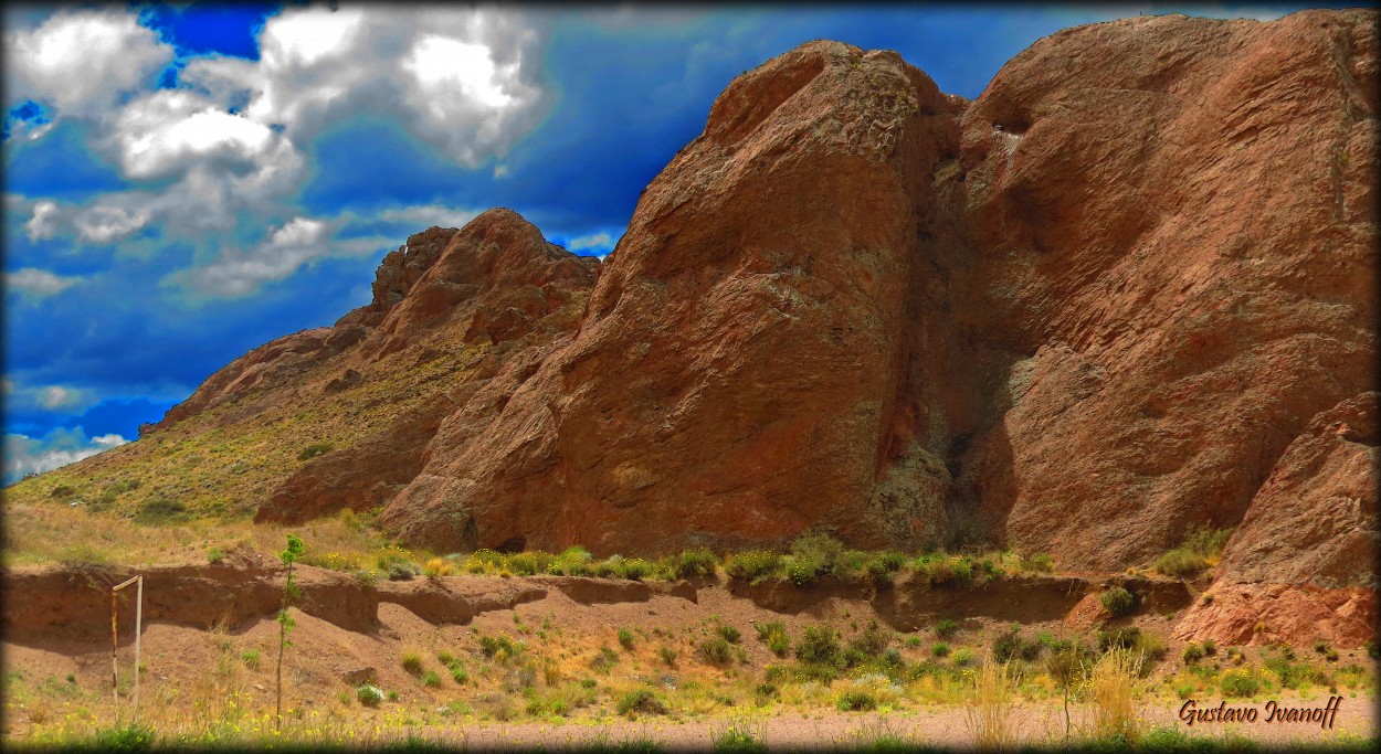 "El Arco del Triunfo" de Gustavo Luben Ivanoff