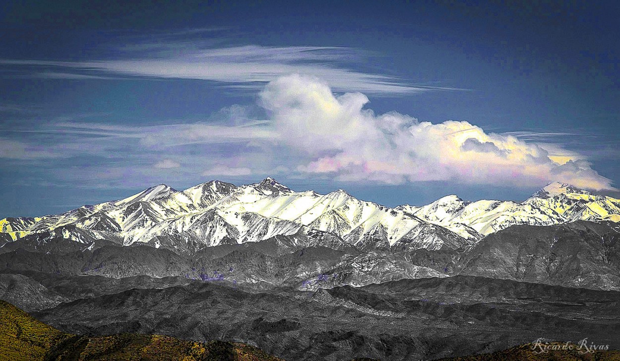 "Cordillera de Los Andes" de Ricardo Rivas