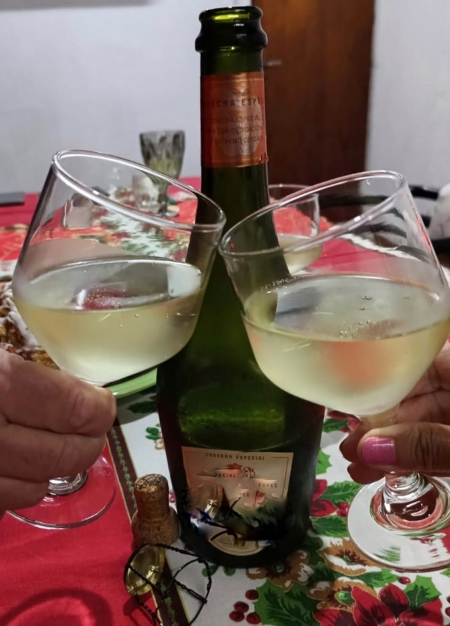 "Brindis." de Jorge Carlos Tarditi (carlos)