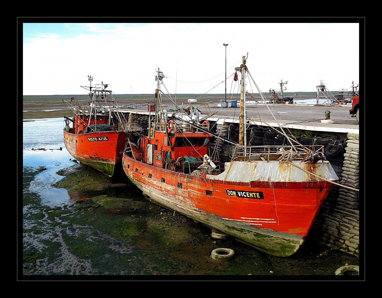 "Marea baja en el puerto" de Alejandro del Valle