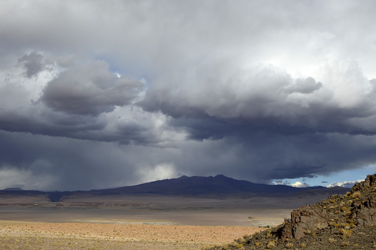 "Tormenta en el Illanco" de Marcos Pedro Escudero