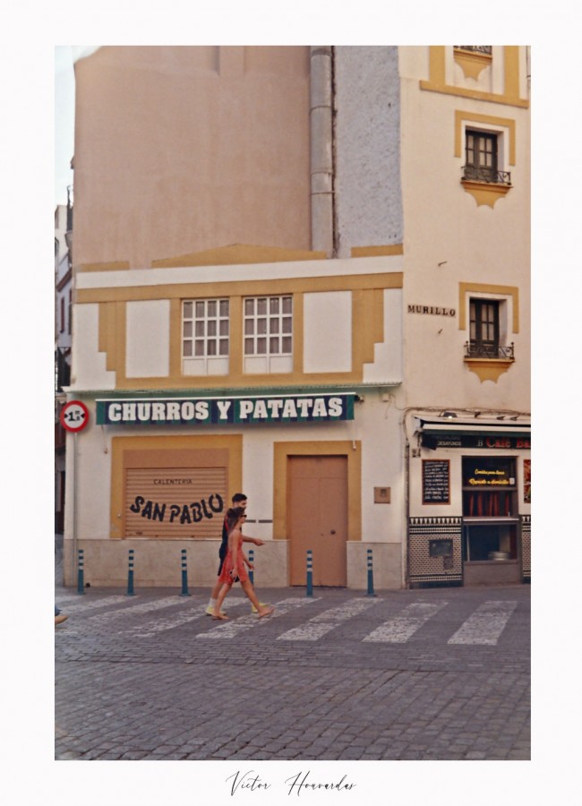 "Churros y Patatas" de Victor Houvardas